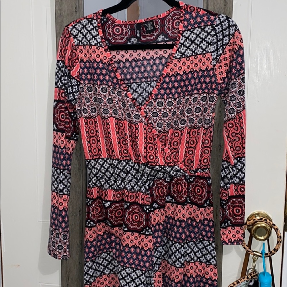 Romper - Picture 2 of 3